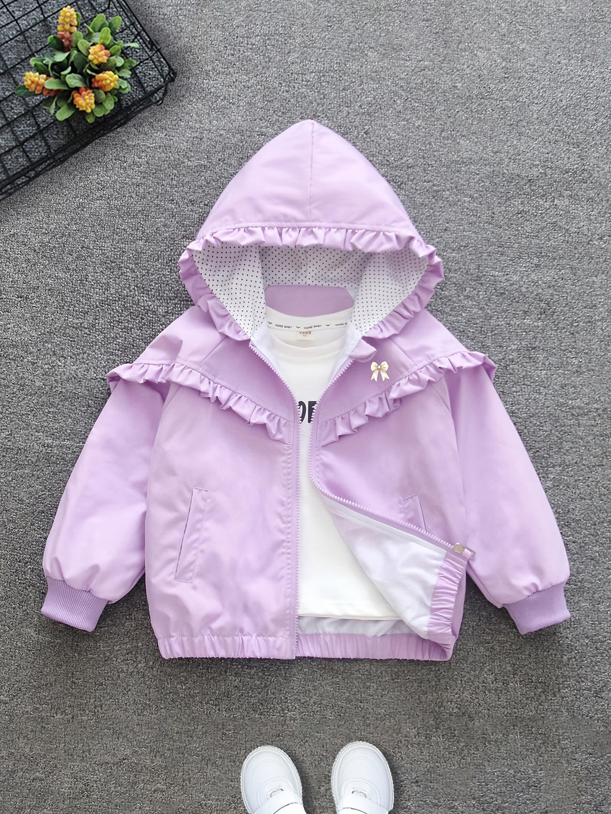 Girls' Spring/Autumn Jacket with Cartoon Butterfly Print, New Stylish Children's Spring Outerwear, Fashionable Casual Jacket Top, Spring Windbreaker